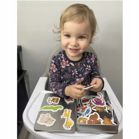 Magnesy na lodówkę zwierzęta piankowe 40 el puszka