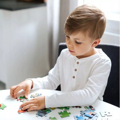 Trefl Puzzle 24 Maxi 24 el. Rodzina Treflików Zimowy czas z Treflikami 14360