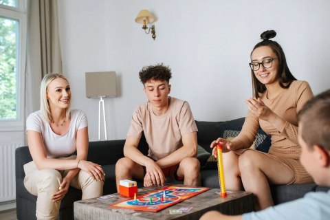 Trefl Gra planszowa towarzyska rodzinna 5 sekund edycja 2019 Trefl 01778 Trefl Gra planszowa towarzyska rodzinna 5 sekund edycja 2019 Trefl 01778