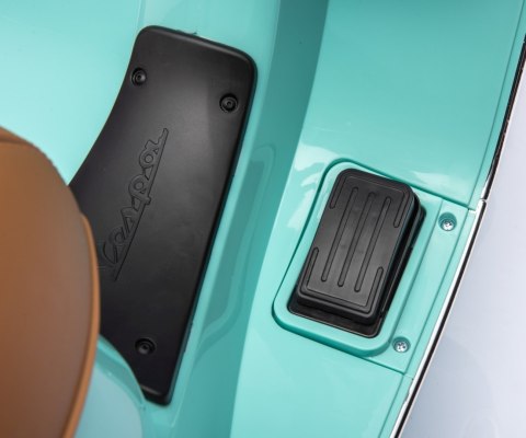 Milly Mally Milly Mally Pojazd na akumulator Vespa GTS Super Mint