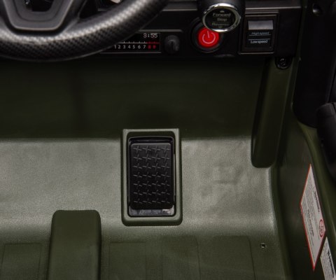 Milly Mally Milly Mally Pojazd na akumulator Toyota FJ Cruiser Army Milly Mally Milly Mally Pojazd na akumulator Toyota FJ Cruiser Army