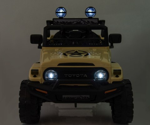 Milly Mally Milly Mally Pojazd na akumulator Toyota FJ Cruiser Khaki Milly Mally Milly Mally Pojazd na akumulator Toyota FJ Cruiser Khaki