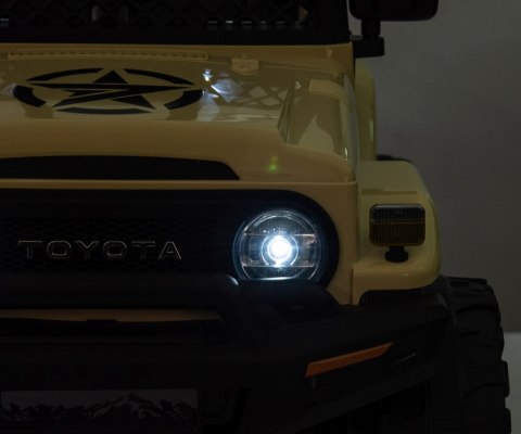 Milly Mally Milly Mally Pojazd na akumulator Toyota FJ Cruiser Khaki Milly Mally Milly Mally Pojazd na akumulator Toyota FJ Cruiser Khaki
