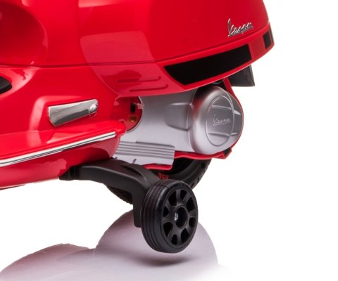 Milly Mally Milly Mally Pojazd na akumulator Vespa GTS Super Red Milly Mally Milly Mally Pojazd na akumulator Vespa GTS Super Red