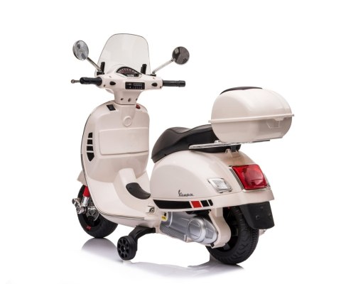 Milly Mally Milly Mally Pojazd na akumulator Vespa GTS Super White Milly Mally Milly Mally Pojazd na akumulator Vespa GTS Super White