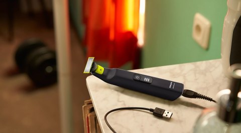 Golarka do twarzy i ciała Philips | QP6542/15 OneBlade Pro 360 | Czas pracy (maks.) 90 min | Na mokro i sucho | Litowo-jonowa | Golarka do twarzy i ciała Philips | QP6542/15 OneBlade Pro 360 | Czas pracy (maks.) 90 min | Na mokro i sucho | Litowo-jonowa |