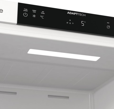 Gorenje Refrigerator | RI517E41WF | Energy efficiency class E | Built-in | Larder | Height 177.2 cm | Fridge net capacity 300 L Gorenje Refrigerator | RI517E41WF | Energy efficiency class E | Built-in | Larder | Height 177.2 cm | Fridge net capacity 300 L