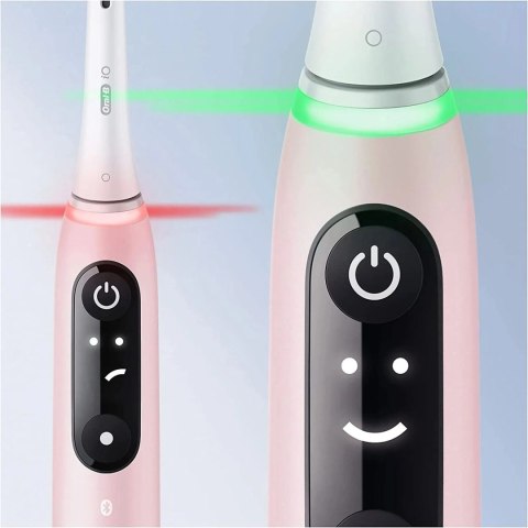 Oral-B Toothbrush + Travel Case | iO6 | Rechargeable | For adults | Number of brush heads included 1 | Number of teeth brushing Oral-B Toothbrush + Travel Case | iO6 | Rechargeable | For adults | Number of brush heads included 1 | Number of teeth brushing