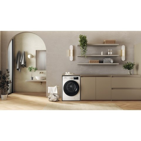 Whirlpool Washing machine | W7X 89 SILENCE EE | Energy efficiency class A | Front loading | Washing capacity 8 kg | 1400 RPM | D Whirlpool Washing machine | W7X 89 SILENCE EE | Energy efficiency class A | Front loading | Washing capacity 8 kg | 1400 RPM | D