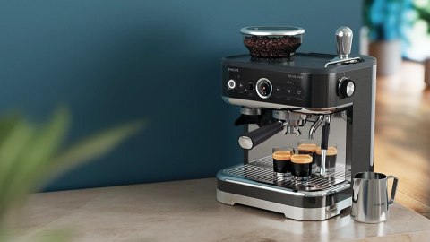 Philips | Espresso Machine | PSA3218/10 Barista Brew | Pump pressure 15 bar | Built-in milk frother | Semi-automatic | 1350 W | Philips | Espresso Machine | PSA3218/10 Barista Brew | Pump pressure 15 bar | Built-in milk frother | Semi-automatic | 1350 W |