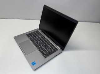 DELL Renew | REFURBISHED Grade B Dell Latitude 5330 | 13.3 " | FHD | Intel Core i3 | i3-1215U | 16 GB | Solid-state drive capaci