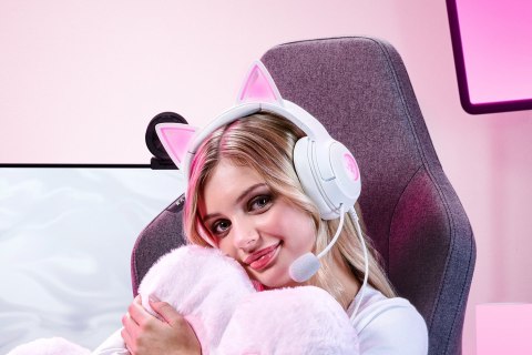 Razer Headset | Kraken Kitty V2 | Wired | Over-ear | Microphone | Noise canceling | White Razer Headset | Kraken Kitty V2 | Wired | Over-ear | Microphone | Noise canceling | White