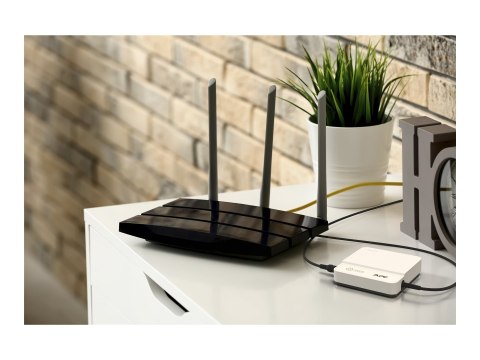 Schneider Electric APC Back-UPS Connect 12Vdc 36W, Lithium-ion, Mini Network Ups to Protect Internet Routers | CP12036LI Schneider Electric APC Back-UPS Connect 12Vdc 36W, Lithium-ion, Mini Network Ups to Protect Internet Routers | CP12036LI