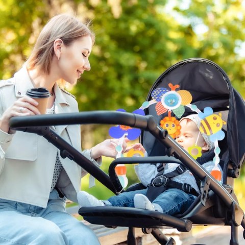 Pałąk z zabawkami do łóżeczka i wózka zwierzątka grzechotki dla niemowląt